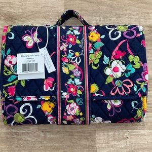 Vera Bradley Changing pad clutch